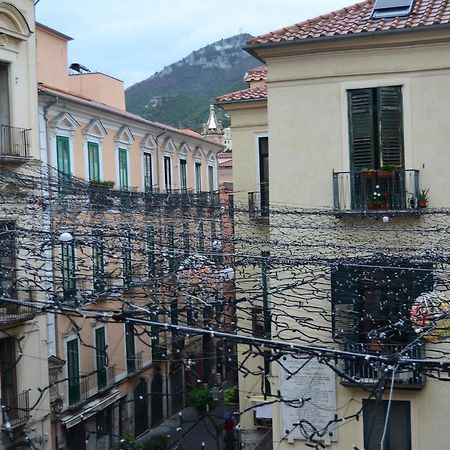 Via Roma Apartment Deluxe Salerno Exteriér fotografie